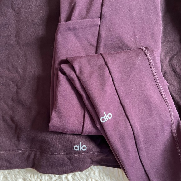 Alo Yoga set - Bae hoodie & 7/8 high waist legging - Picture 2 of 4